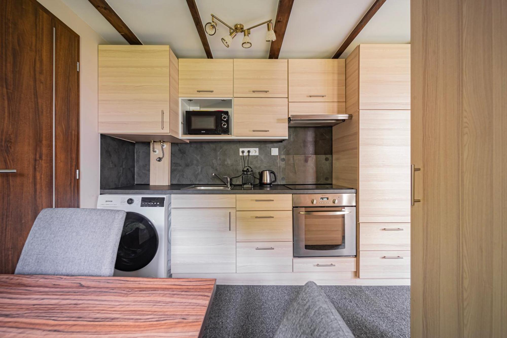B48 Gardenhouse - A Zoeldben Kenyelmesen Torokbalint